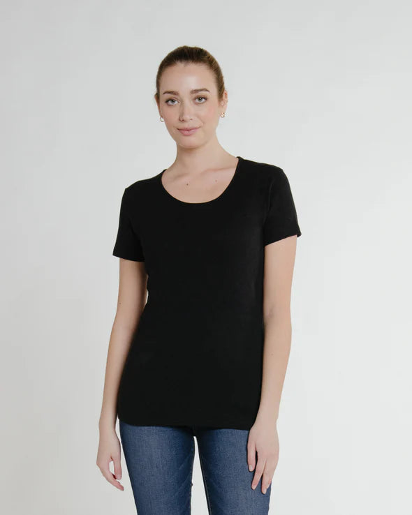 Avens Tee
