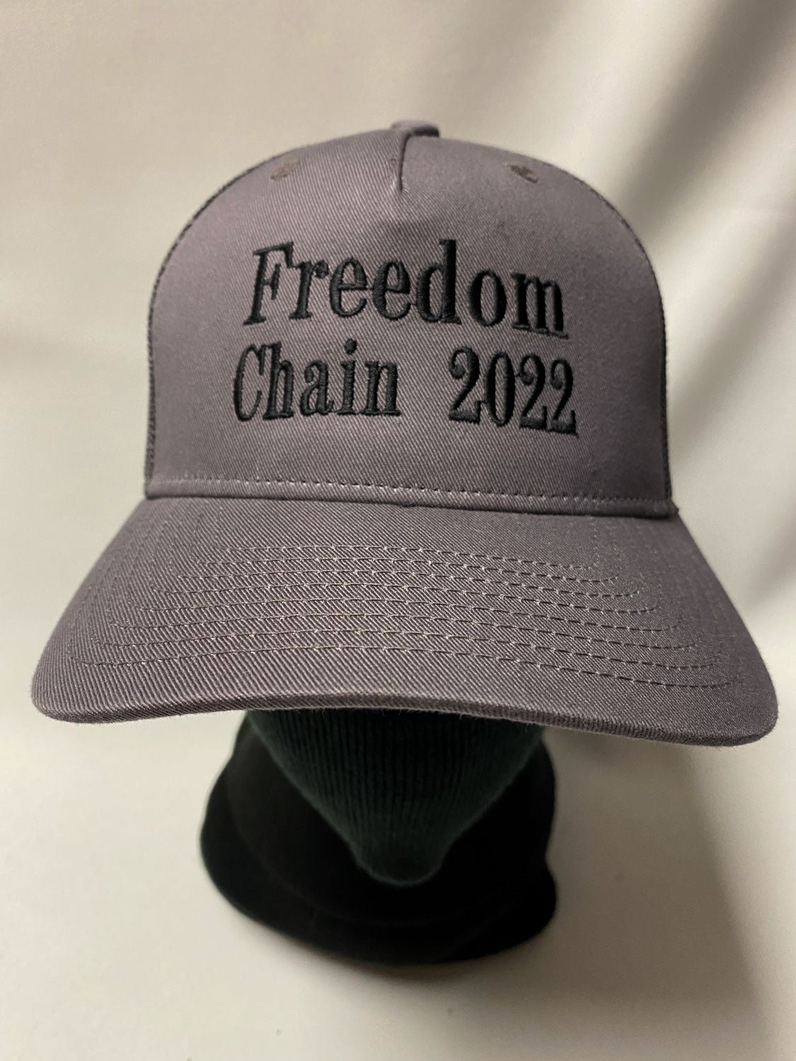 BALL CAP FREEDOM CHAIN 2022 - white embroidery on black