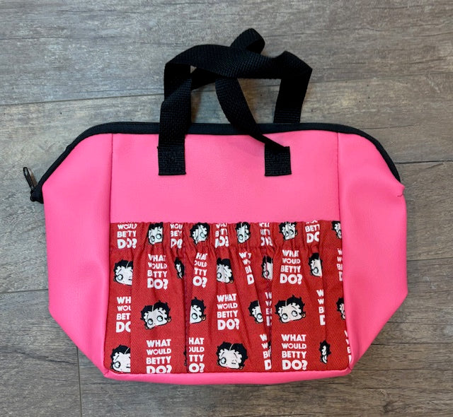 6 Pocket Bag