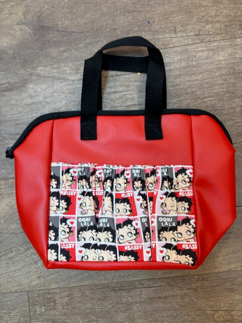 6 Pocket Bag