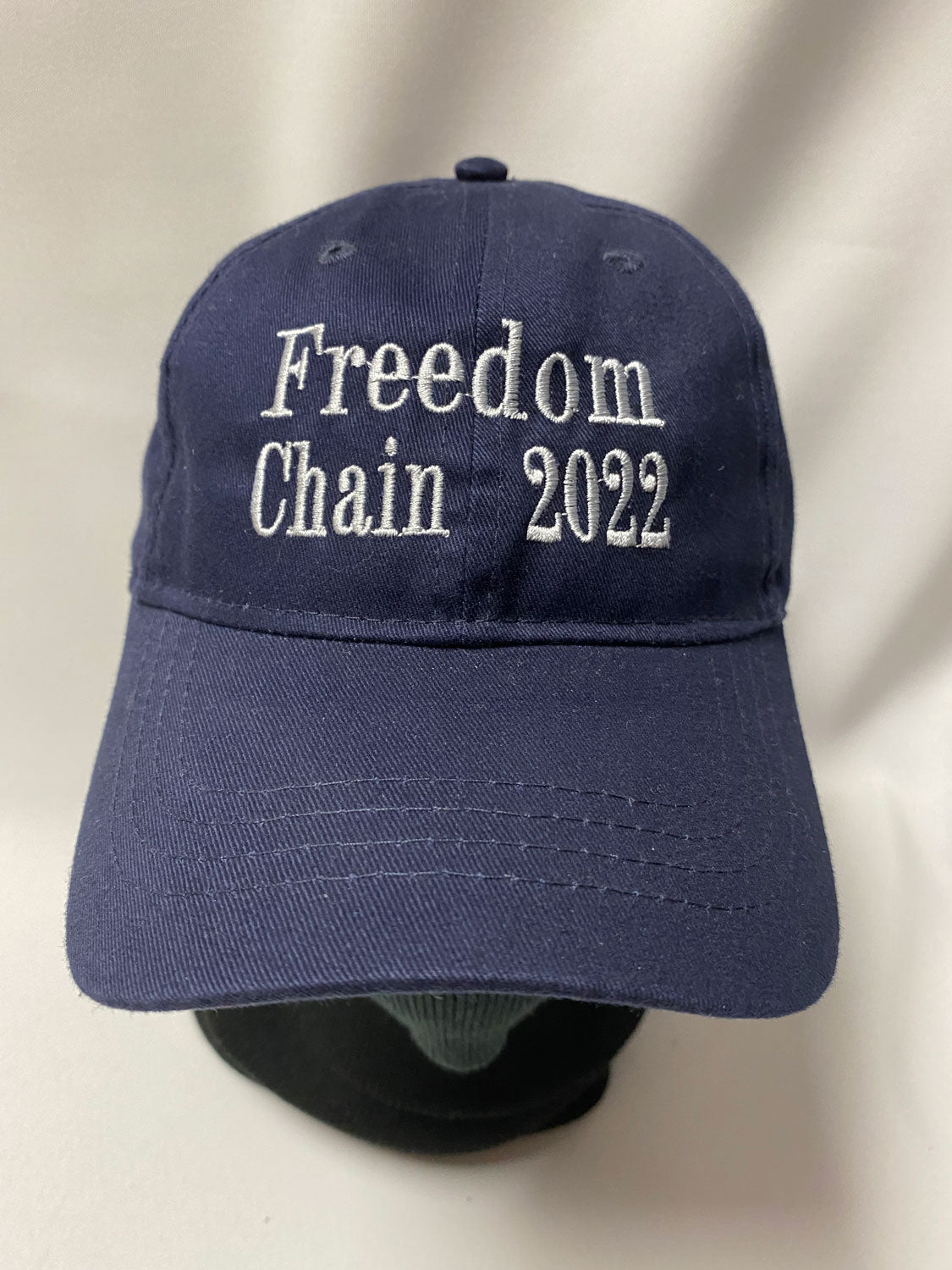 BALL CAP FREEDOM CHAIN 2022 - white embroidery on navy