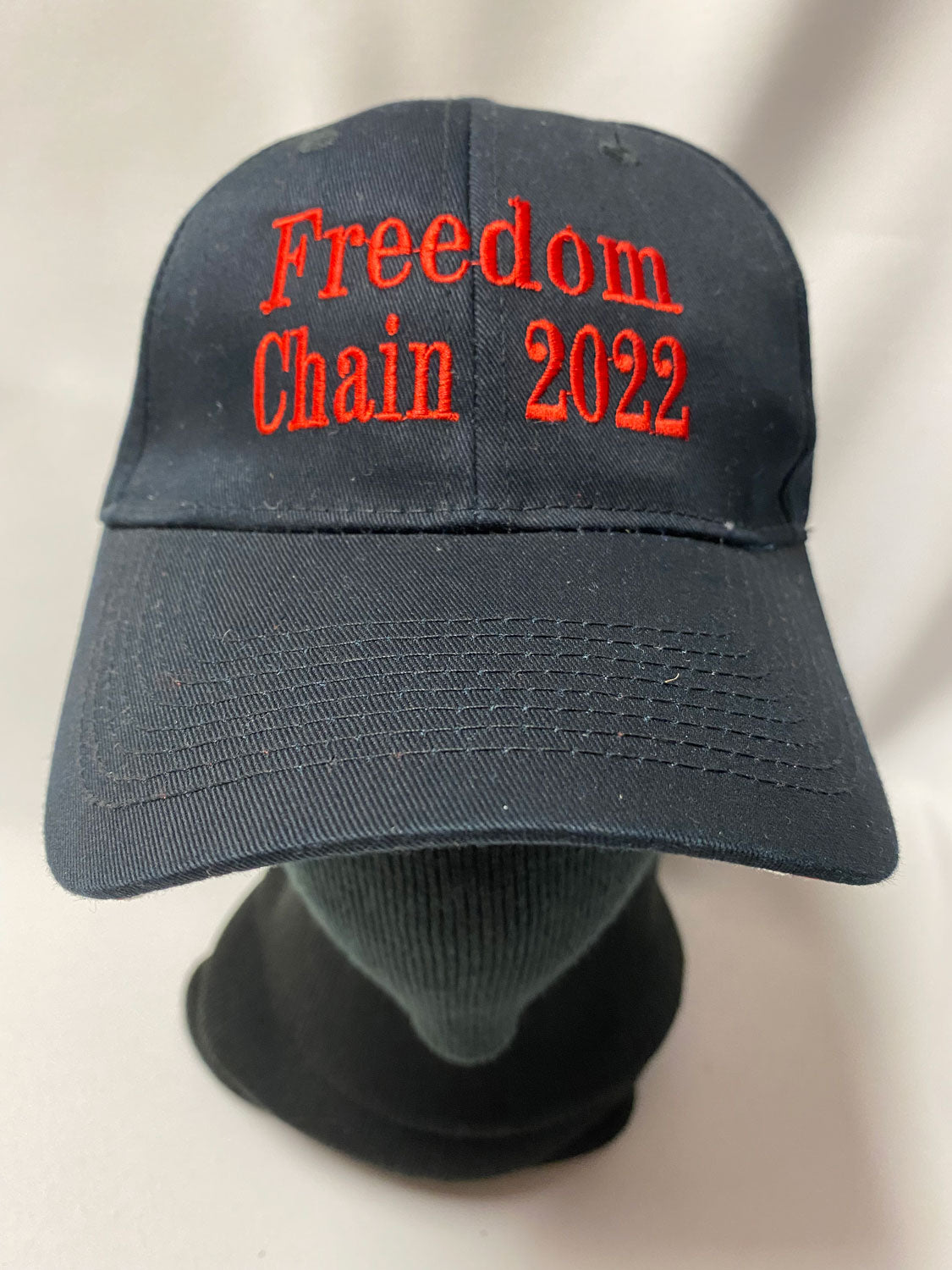 BALL CAP FREEDOM CHAIN 2022 - red embroidery on black