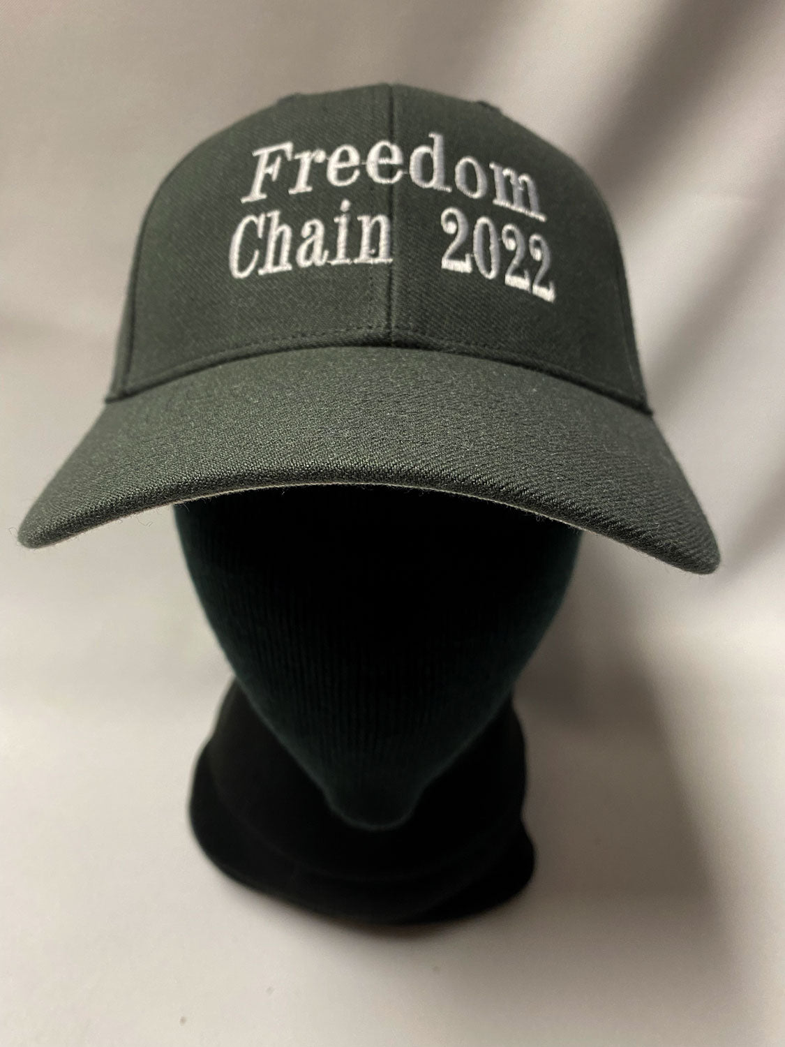 BALL CAP FREEDOM CHAIN 2022 - white embroidery on green