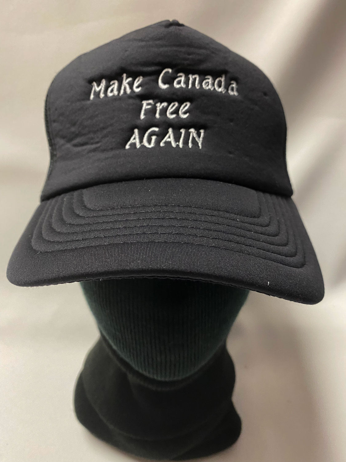 BALL CAP "MAKE CANADA FREE AGAIN" 2022 - white embroidery on black